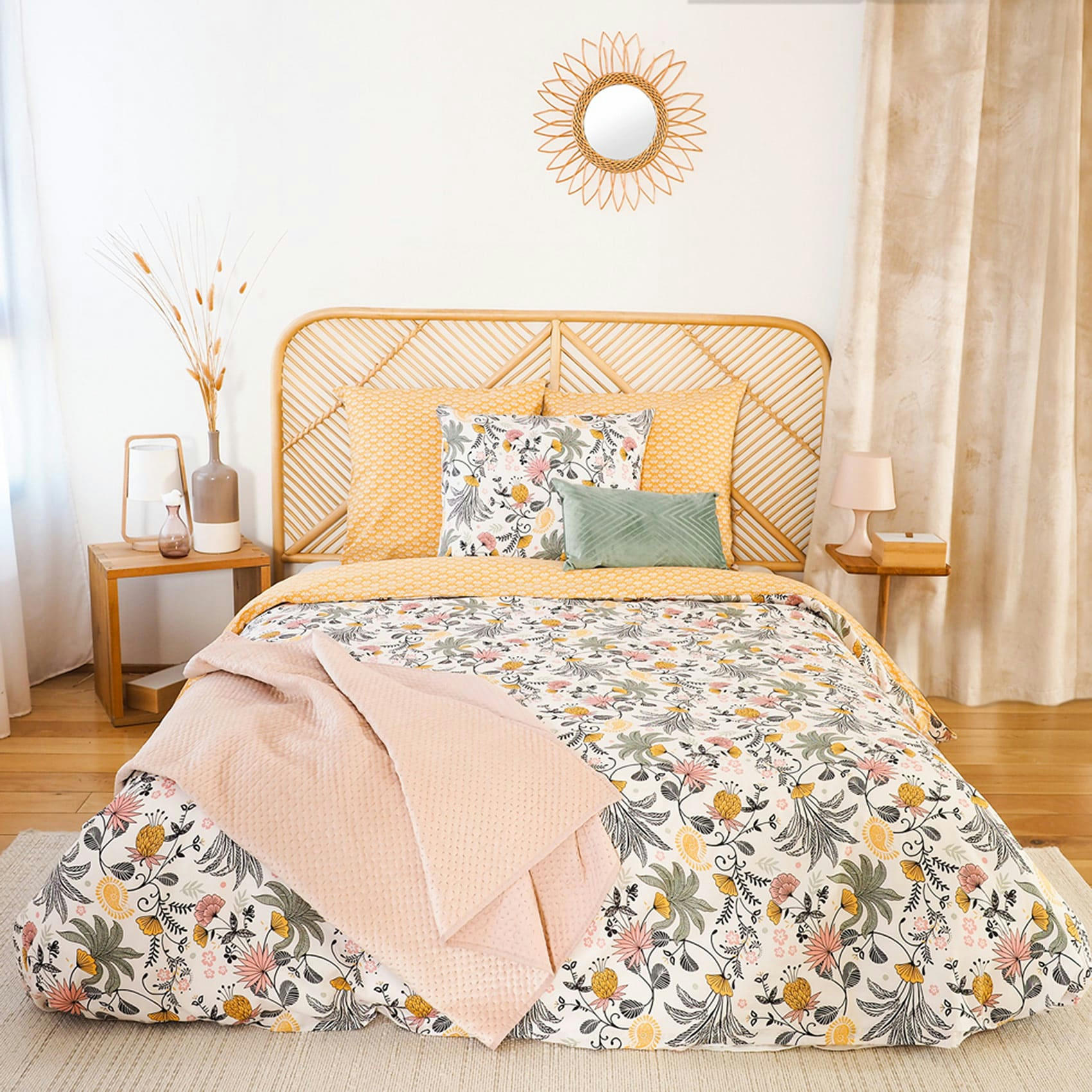 - Parure fleurie en satin de coton bio jaune 260x240 cm