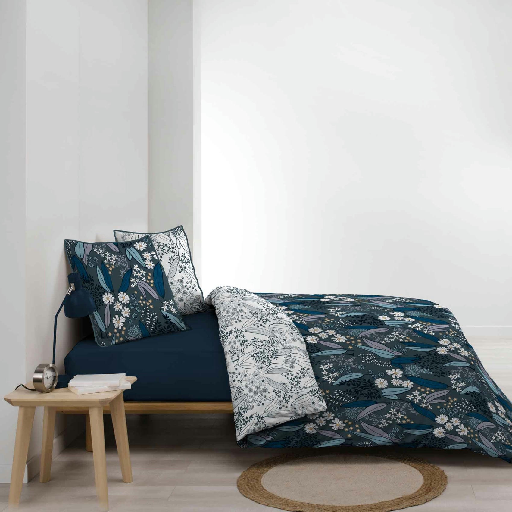 - Parure de lit fleurie en coton bio gris anthracite 240x220 cm