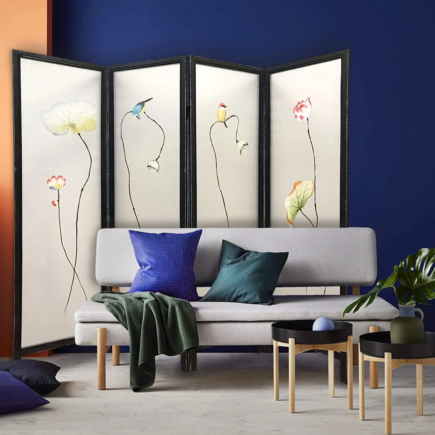 78 x 1 x 63 Multicolor Fabric And Wood Flourshing Screen