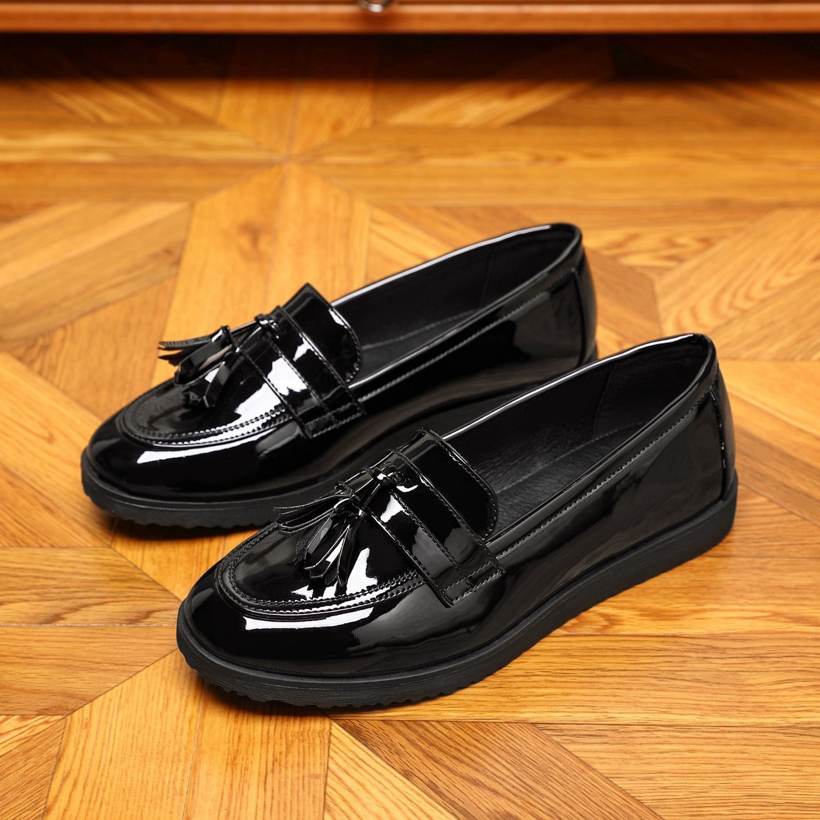 IVACHY Loafers Flats Girl's School Comfortable Slip-On Shoes with Tassel
