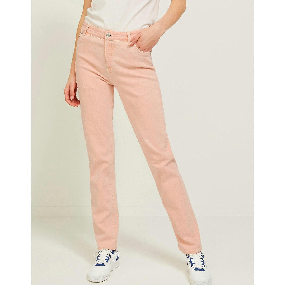 Jean droit, taille standard