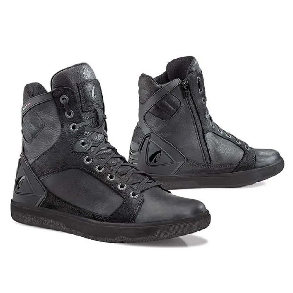 Forma Hyper WP motorcycle shoes