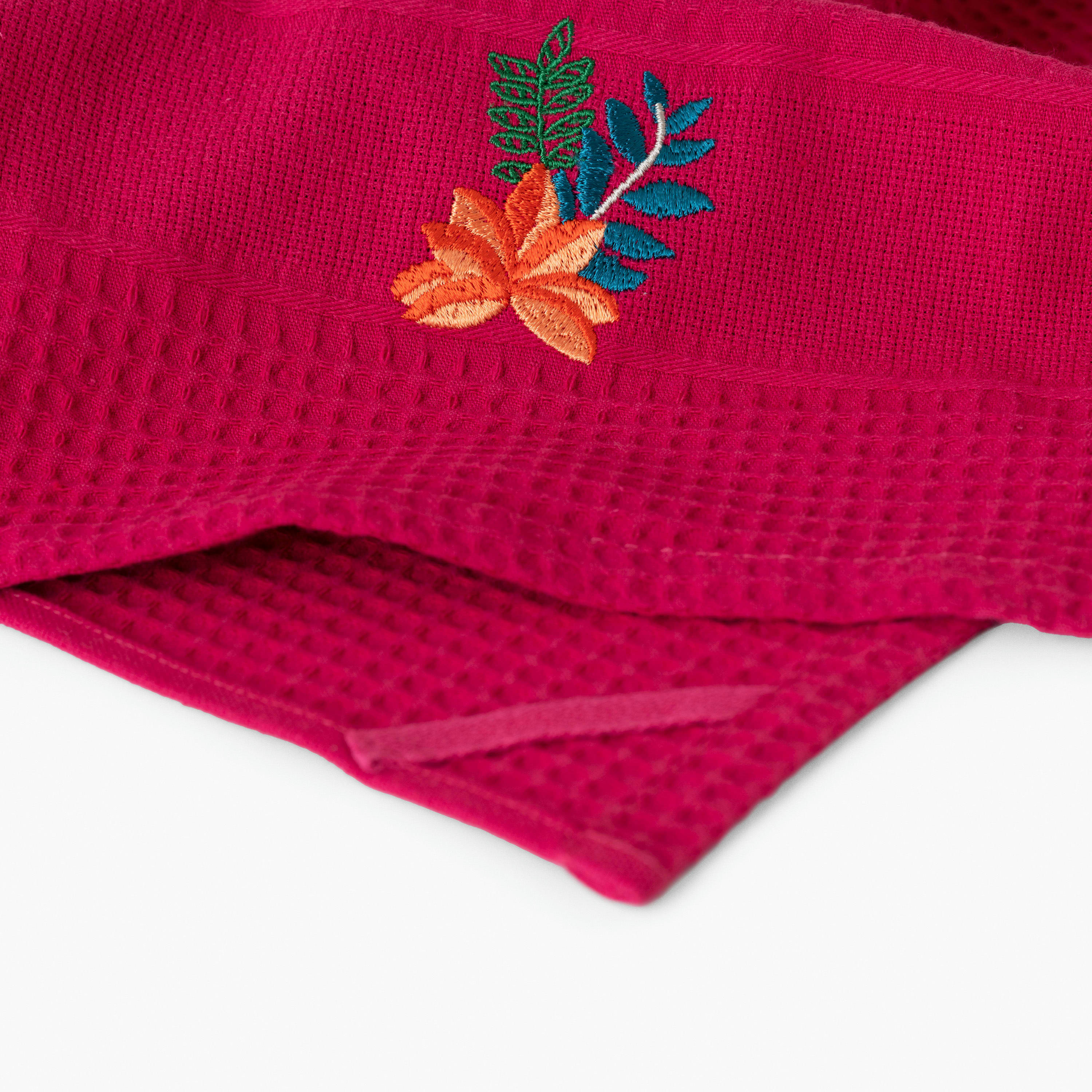 MACOUBA - Torchon coton nid d'abeille nid d'abeille brodé rouge 50 x 70 cm