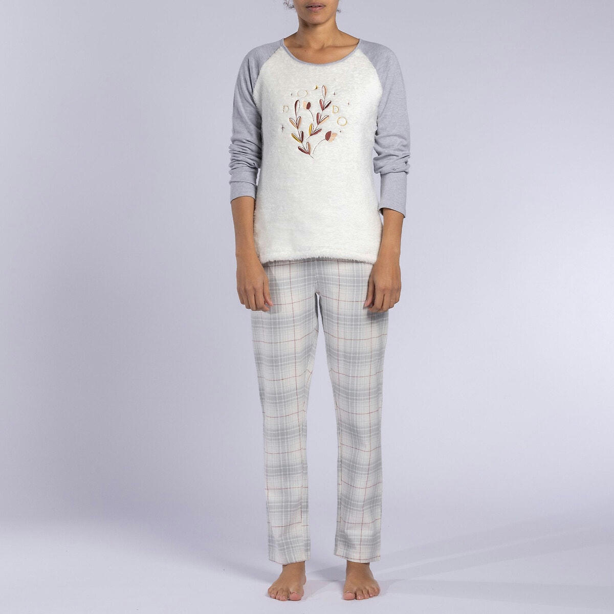 Pyjama manches longues, La Pause