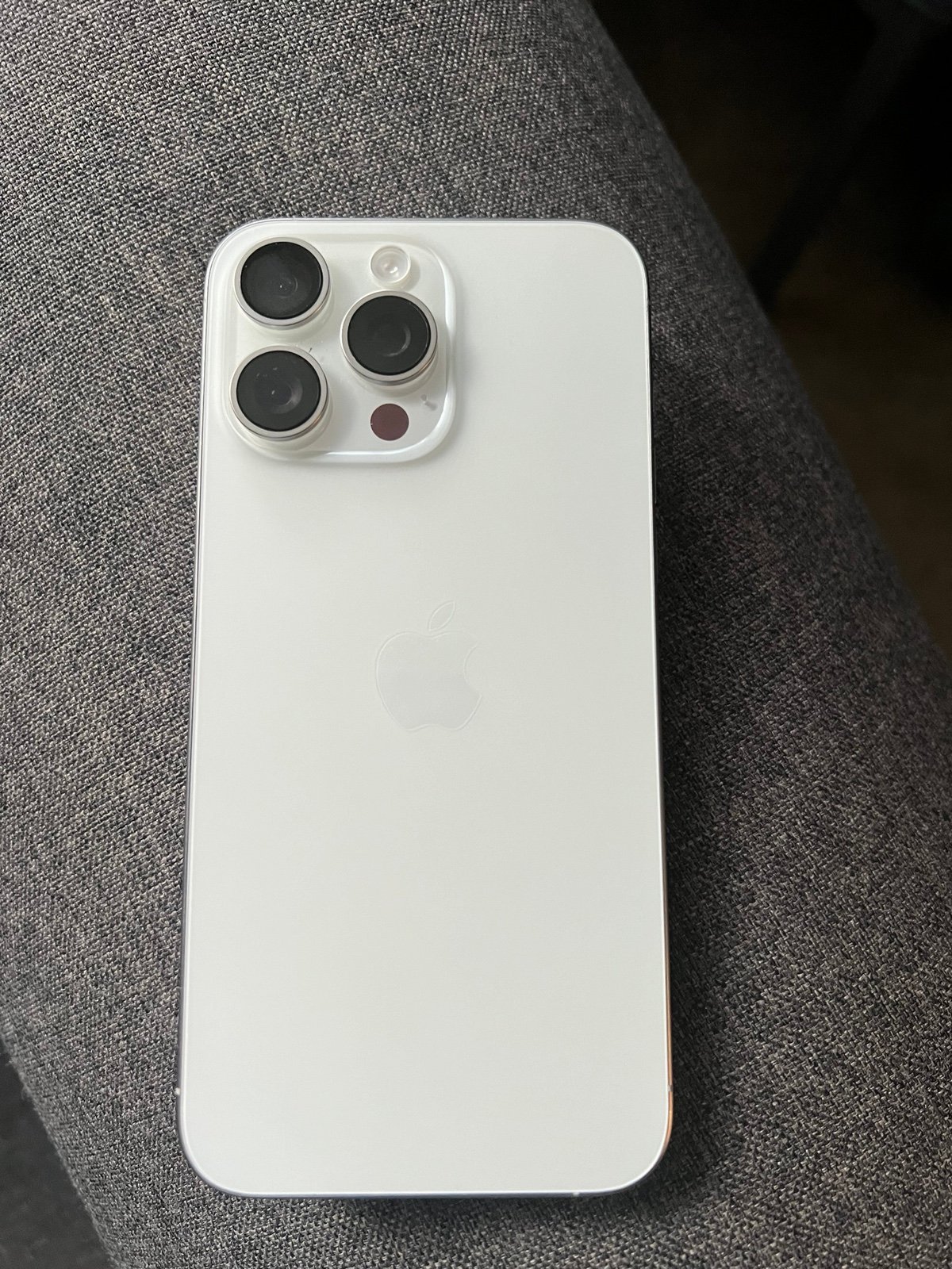 iphone 15 pro max phone unlocked