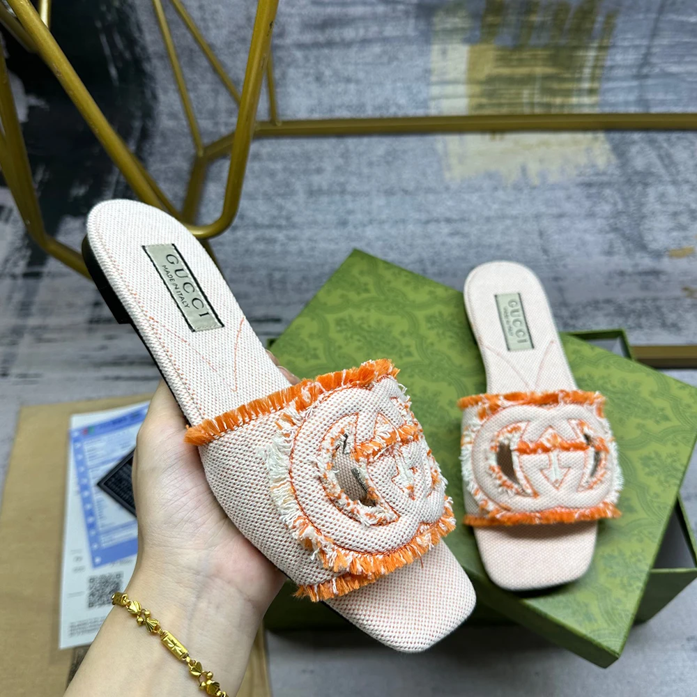 Gucci Knit  slippers
