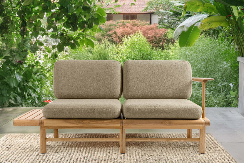 KONSIMO ATREDA Sofa na ogród / taras beżowa, drewniana, z półką boczną
