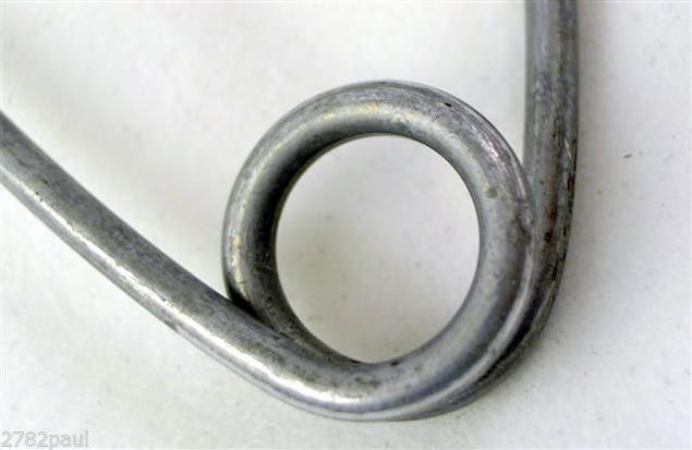 Quick Release Crab Pot Bait Clip - Galvanised Steel