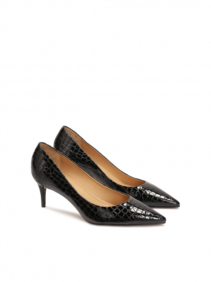 Black embossed leather pumps