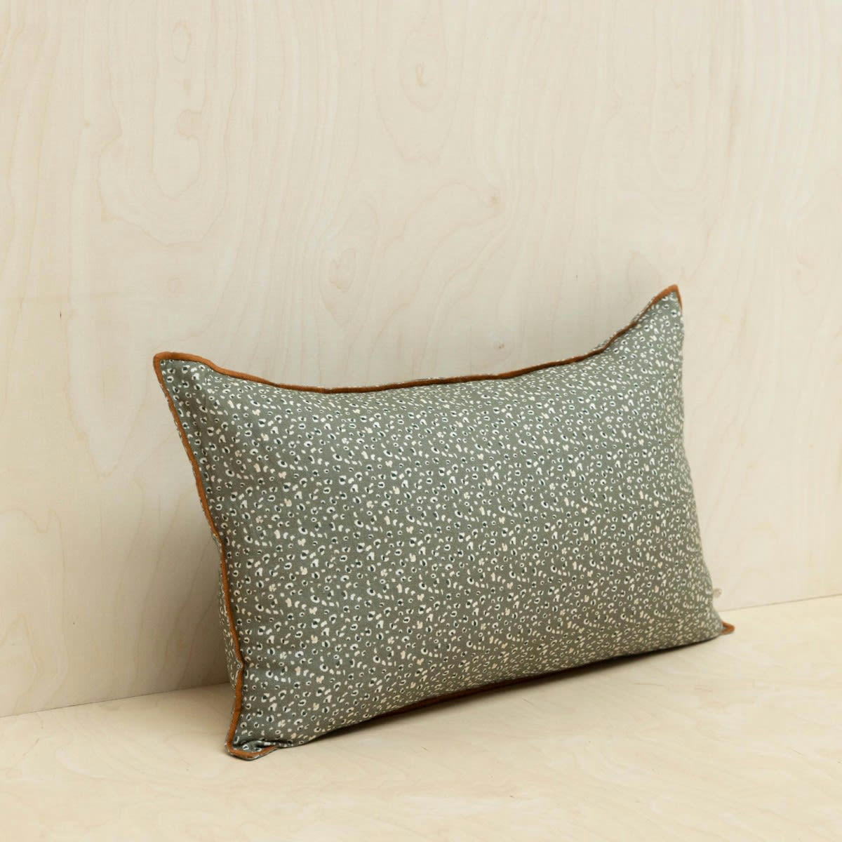 HÔTEL PARTICULIER - Coussin en lin lavé imprimé léopard kaki 40x65