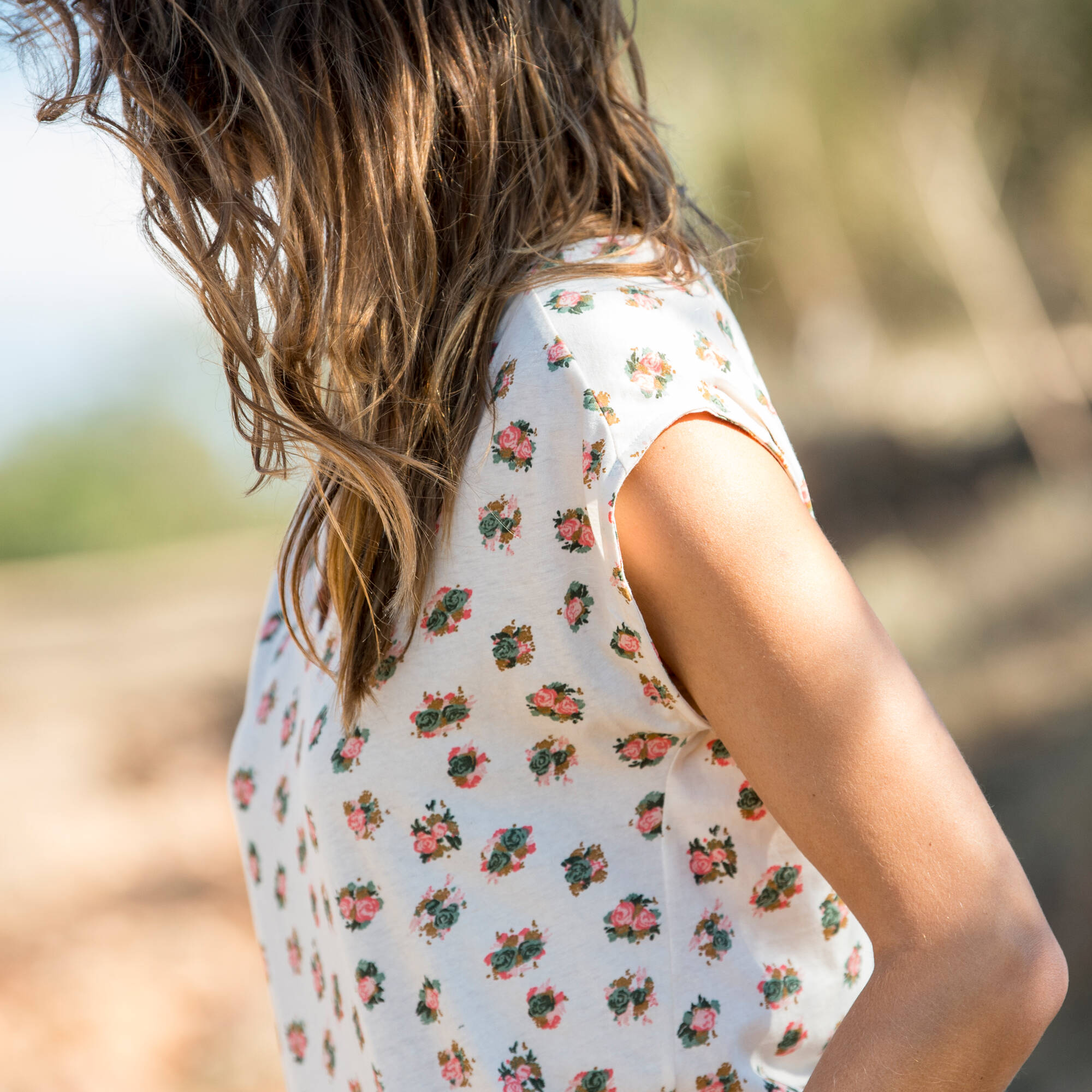 T-shirt col V imprimé, coton lin