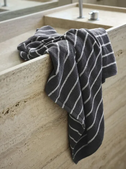 Badehåndklæde BREDBYN 70x140 mørkegrå