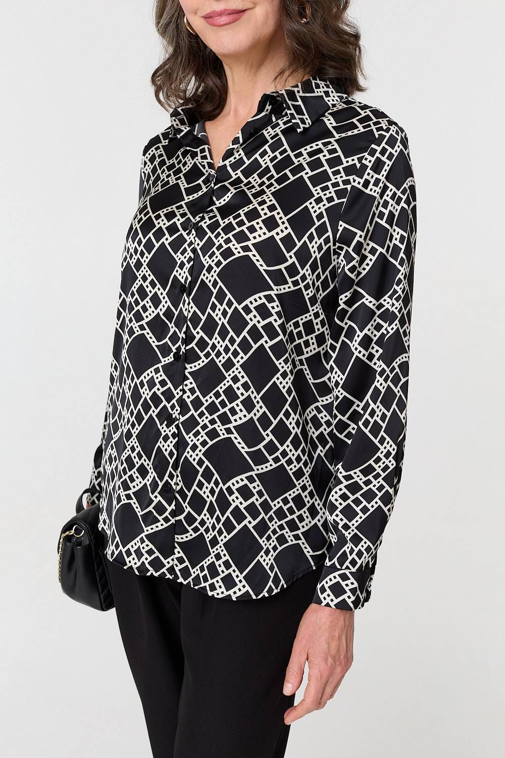 Izabel London Geo Print V-Neck Long Sleeve Shirt