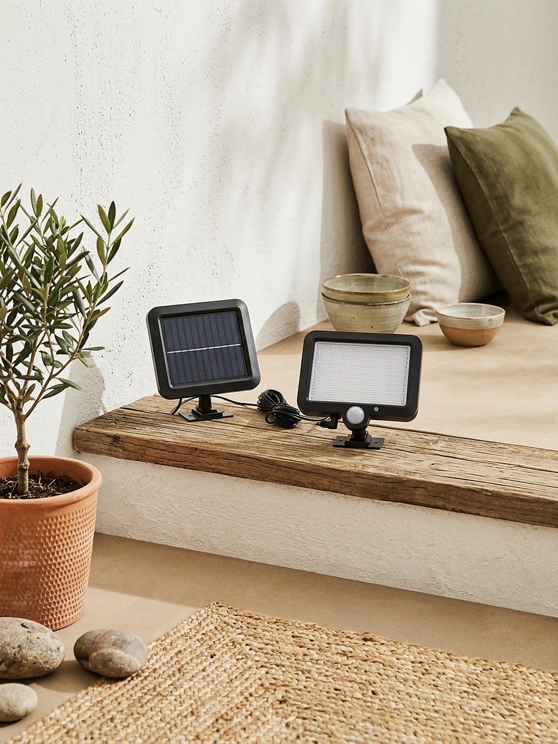 Zawieszana lampka solarna LED