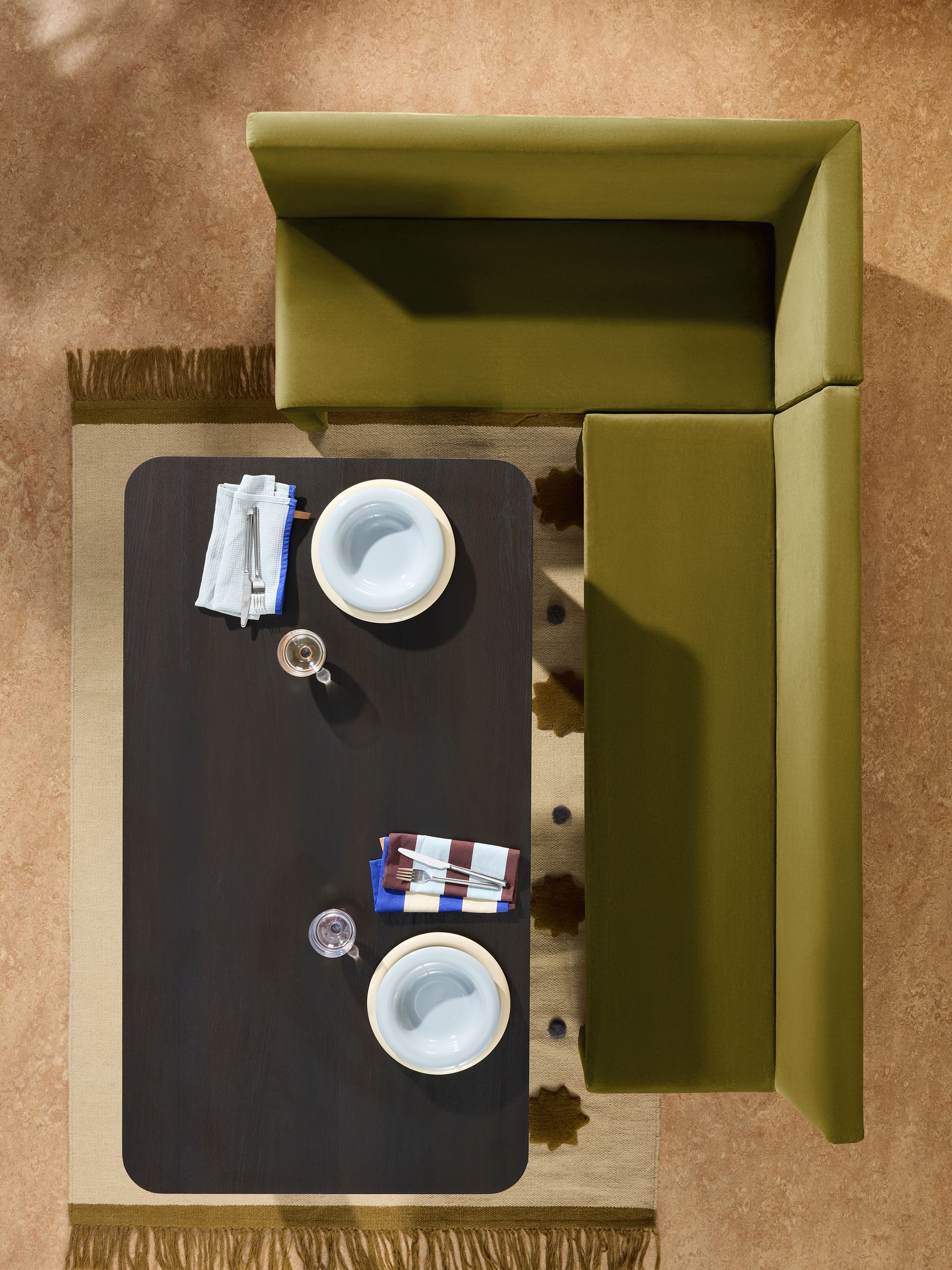 Left Hand Corner Corner Bench and Dining Table Set in Fern Green Velvet