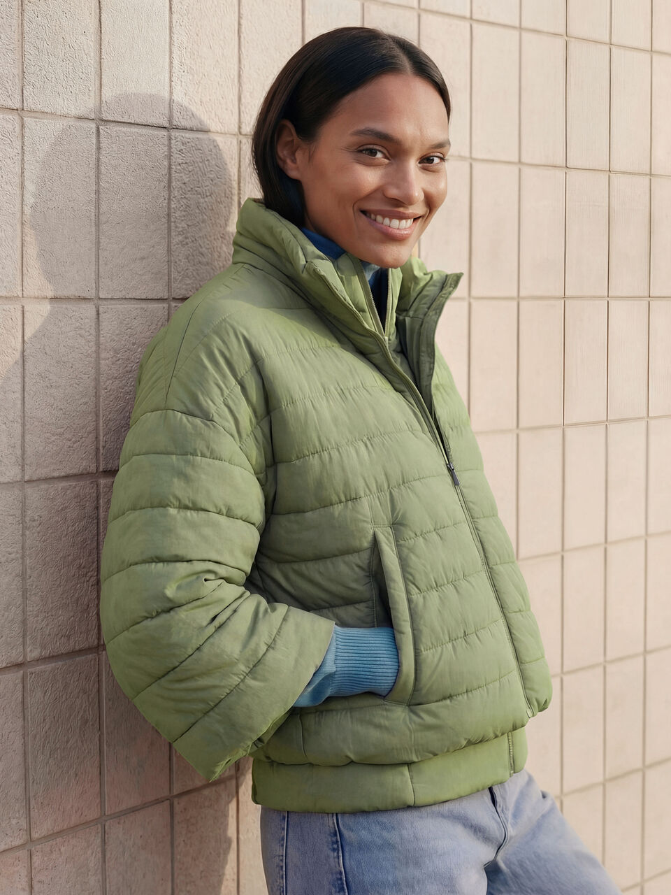 Lightweight padded jacket with 3/4 sleeves