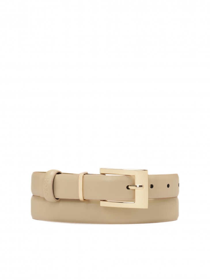 Beige belt with classic buckle