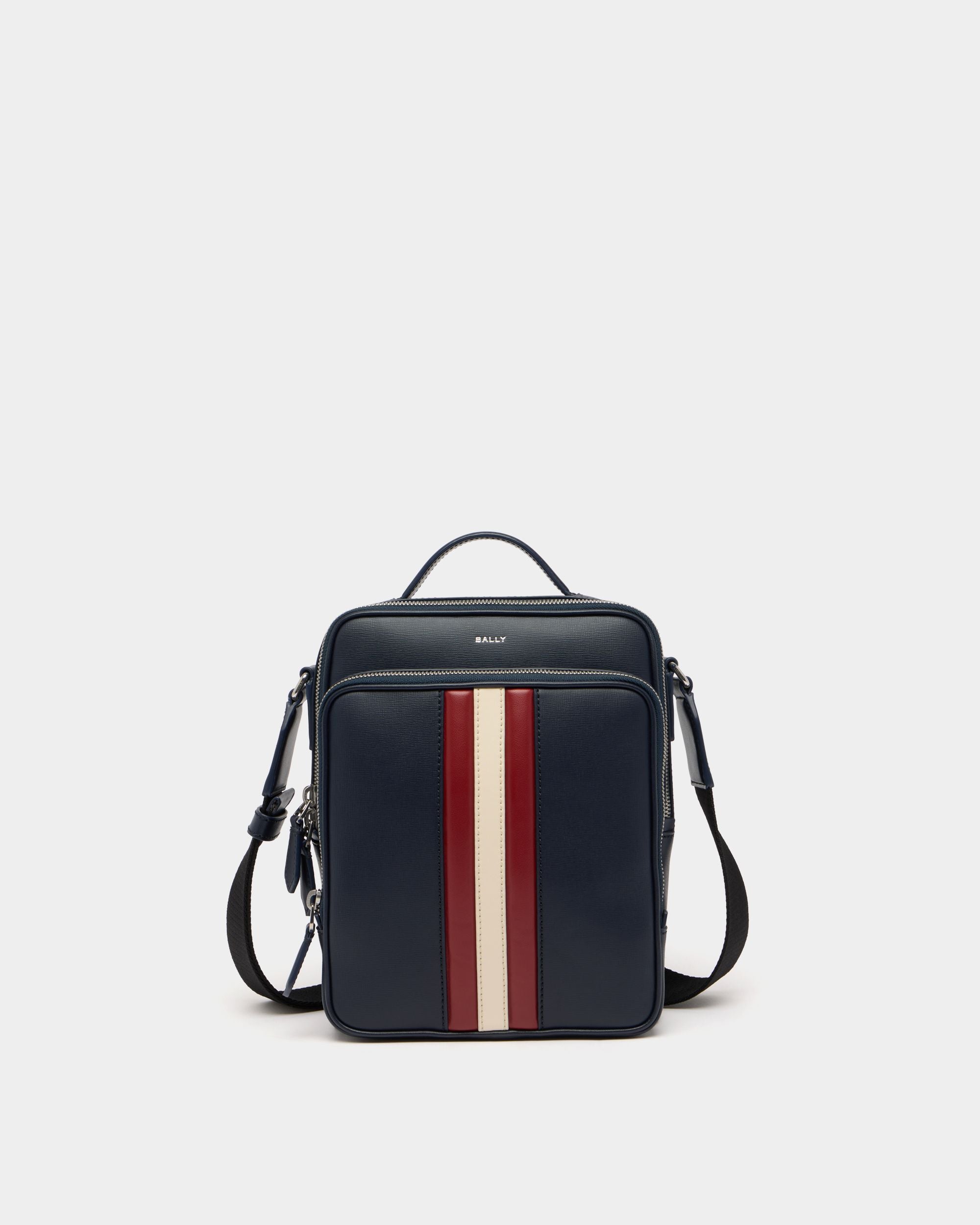 Umhängetasche Mythos aus recyceltem Leder in Navy Blue