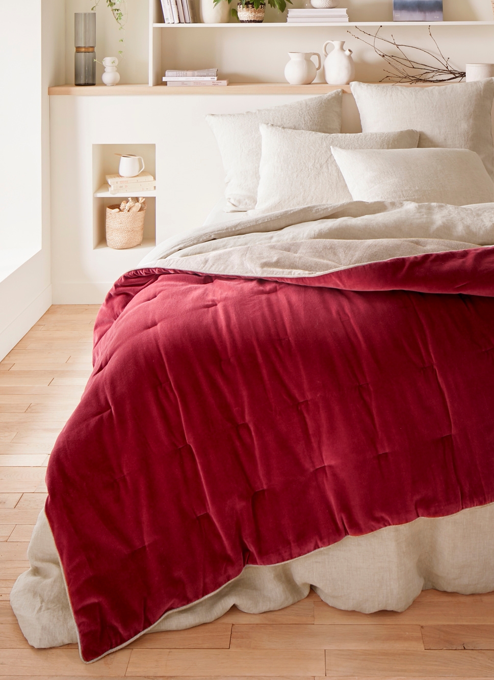 ÉDREDON EN VELOURS DE COTON LIE DE VIN