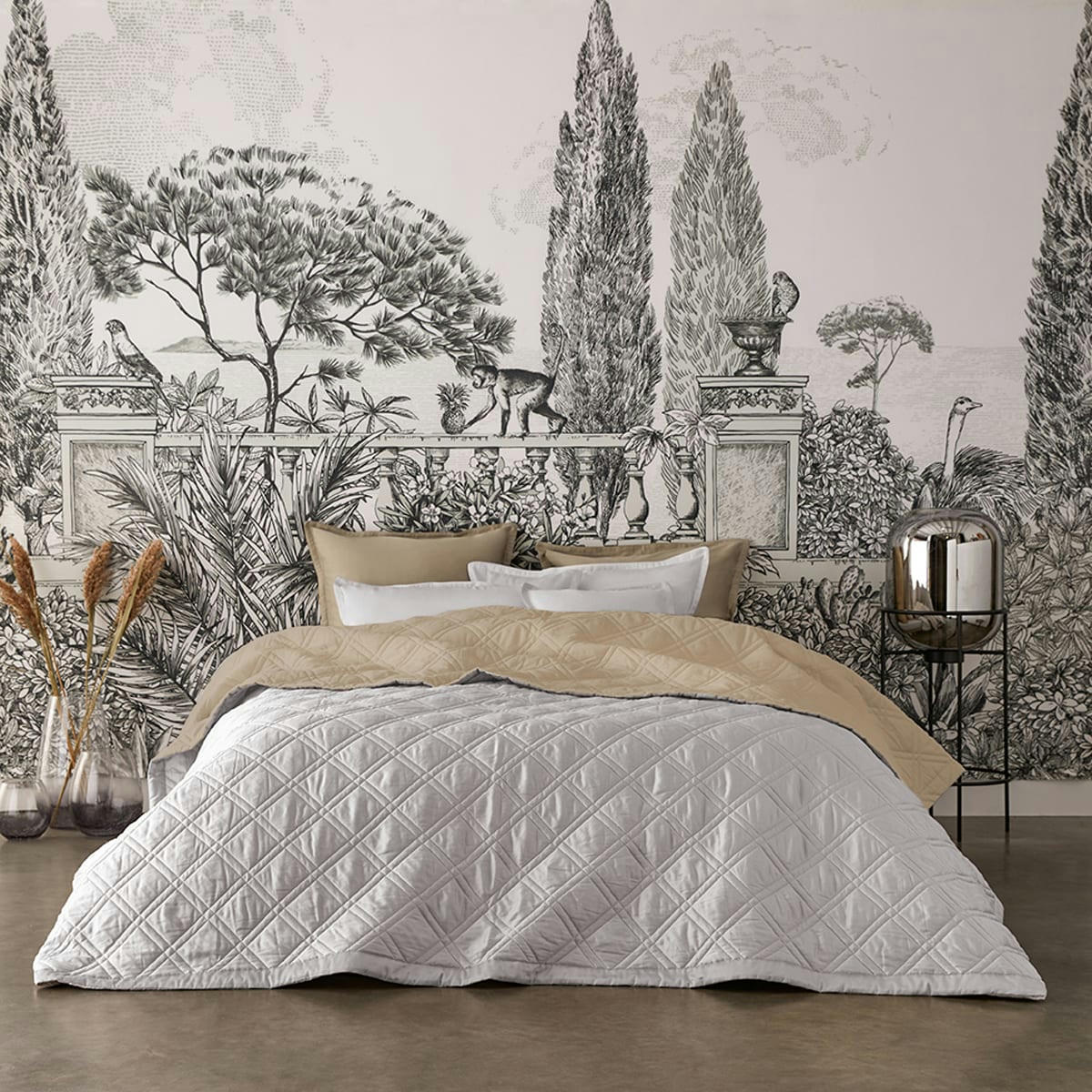 MERVEILLE - Couvre lit en satin de coton bio beige 260x240