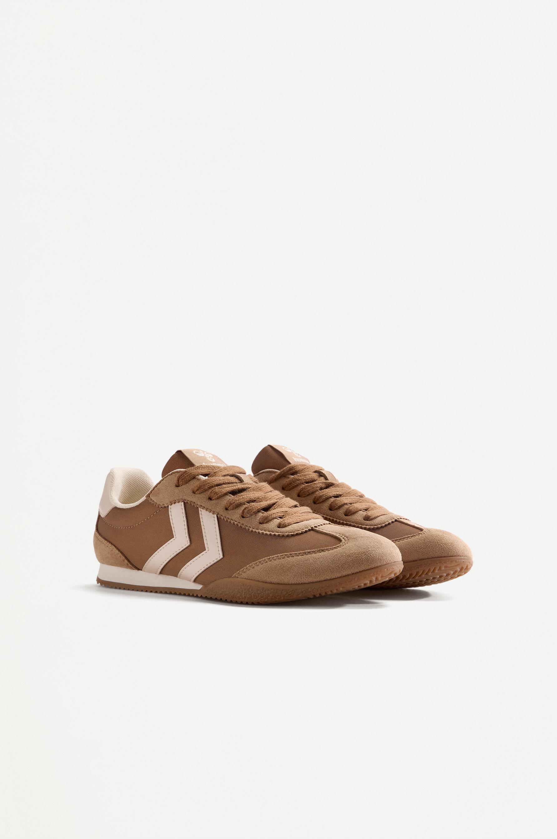 Zapatilla deportiva Hummel