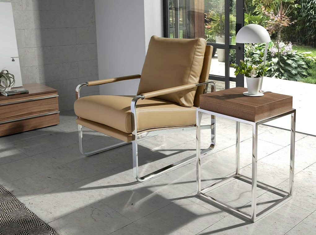 - Table d'appoint effet bois noyer et acier chromé