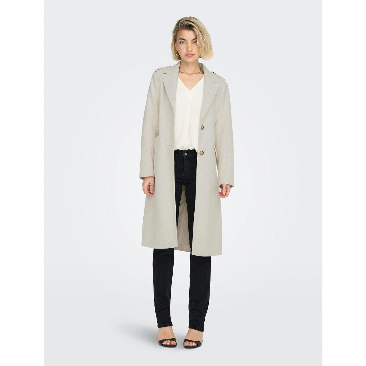 Manteau long ceinturé