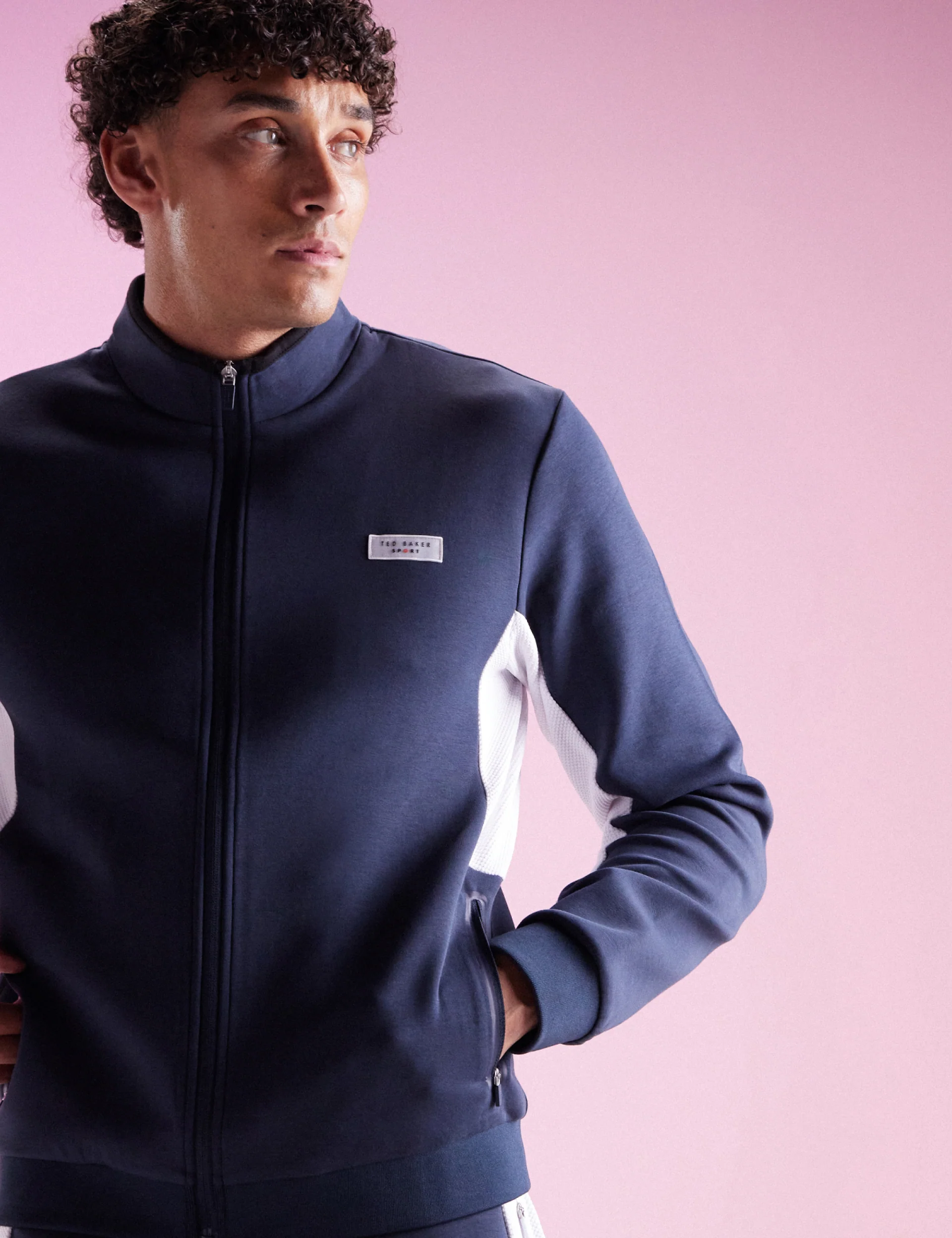 LOGAN | NAVY