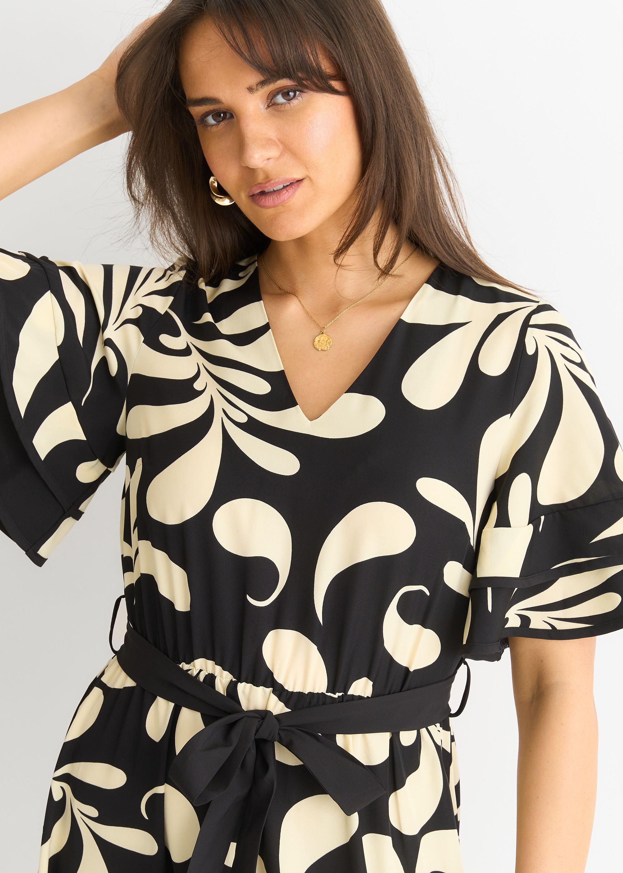 Gini London Floral V Neck Elasticated Waist Midi Dress