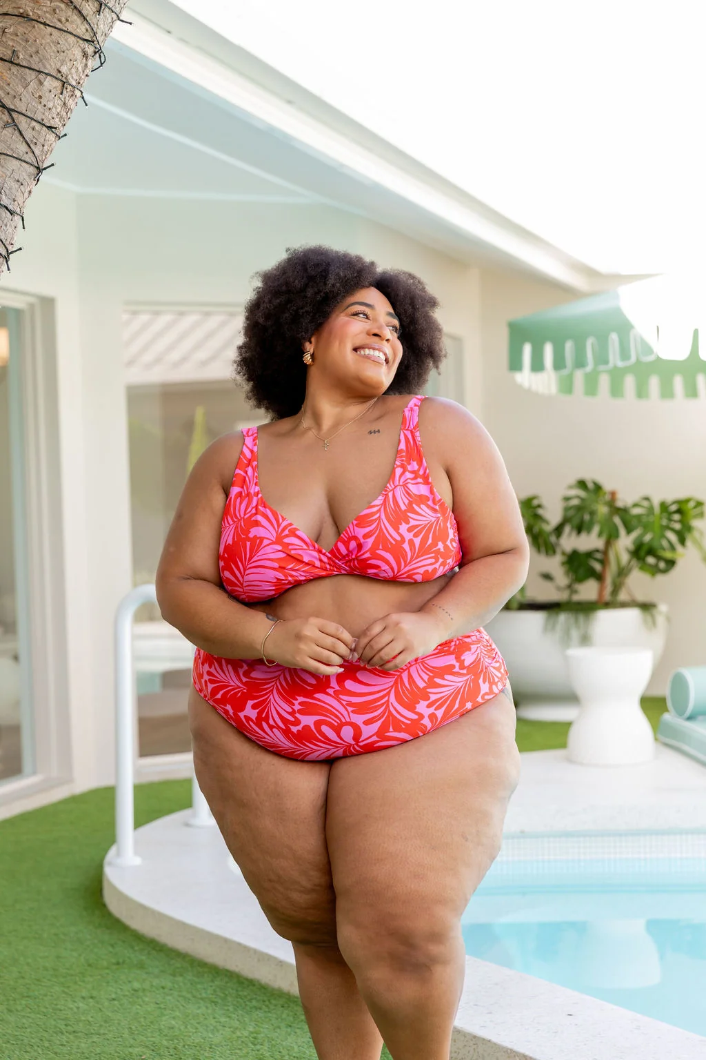 Burleigh Bikini Top in Pink Jungle