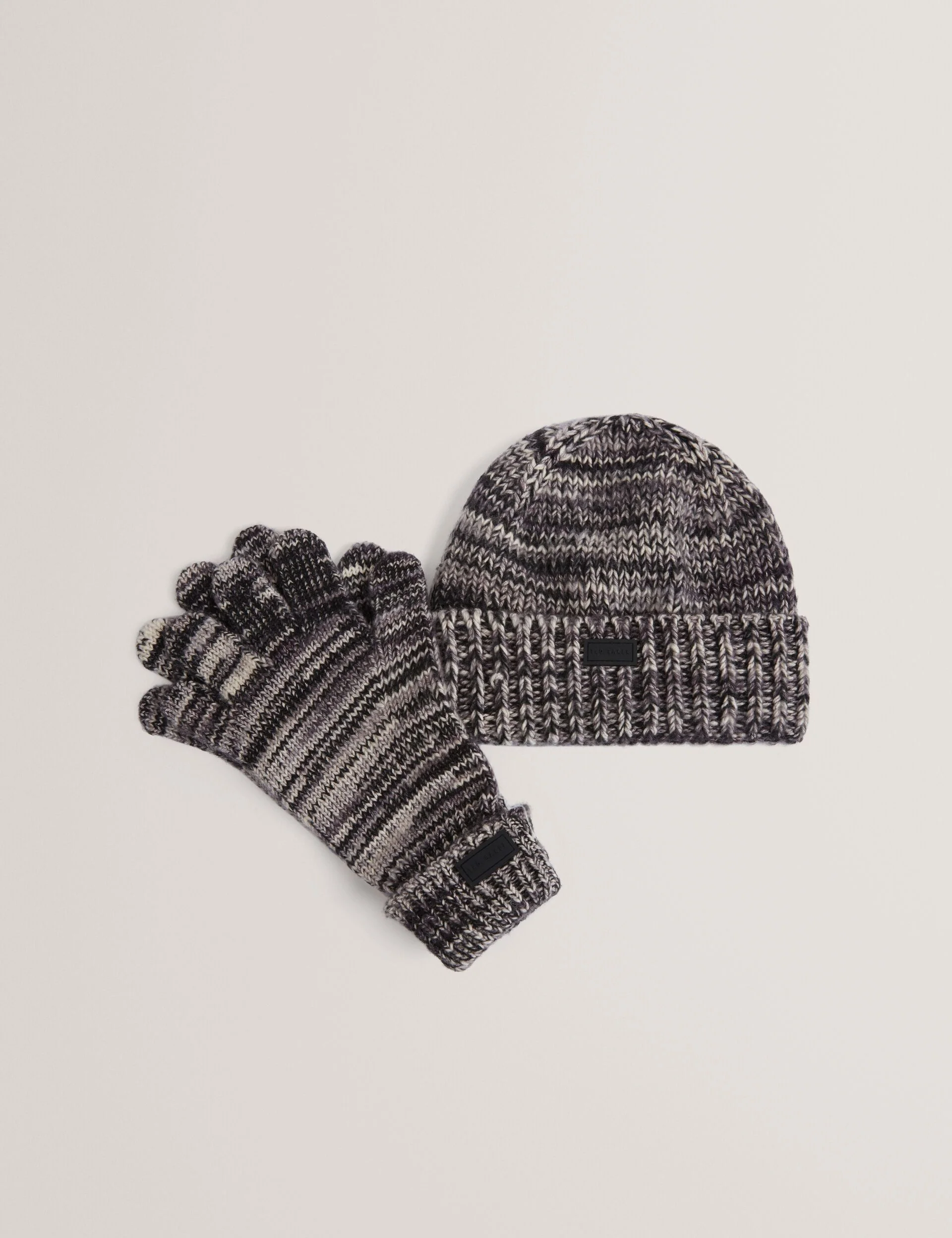 SCOTY | GREY