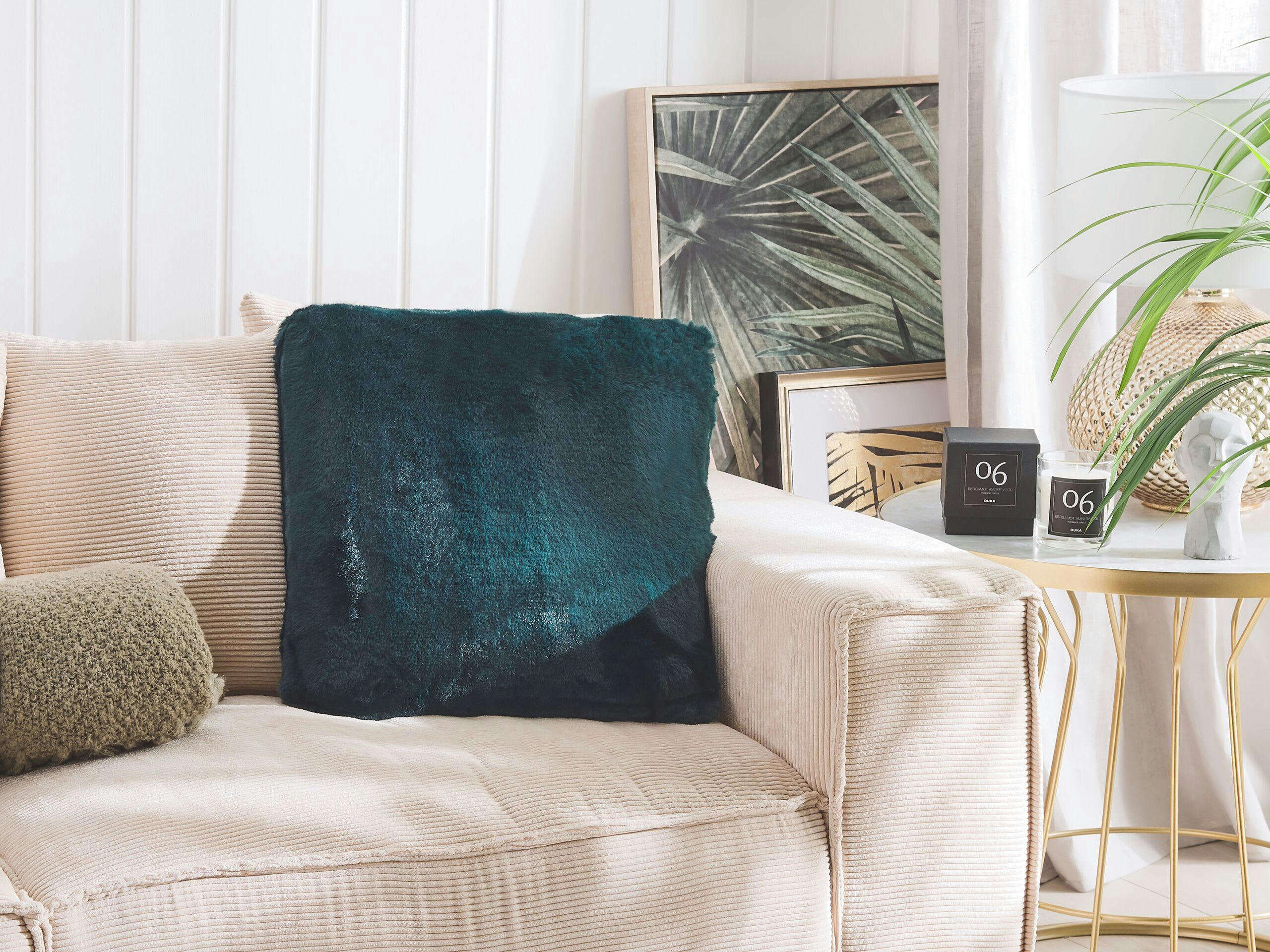 TANDUR - Lot de 2 coussin décoratifs en fausse fourrure vert 42x12cm