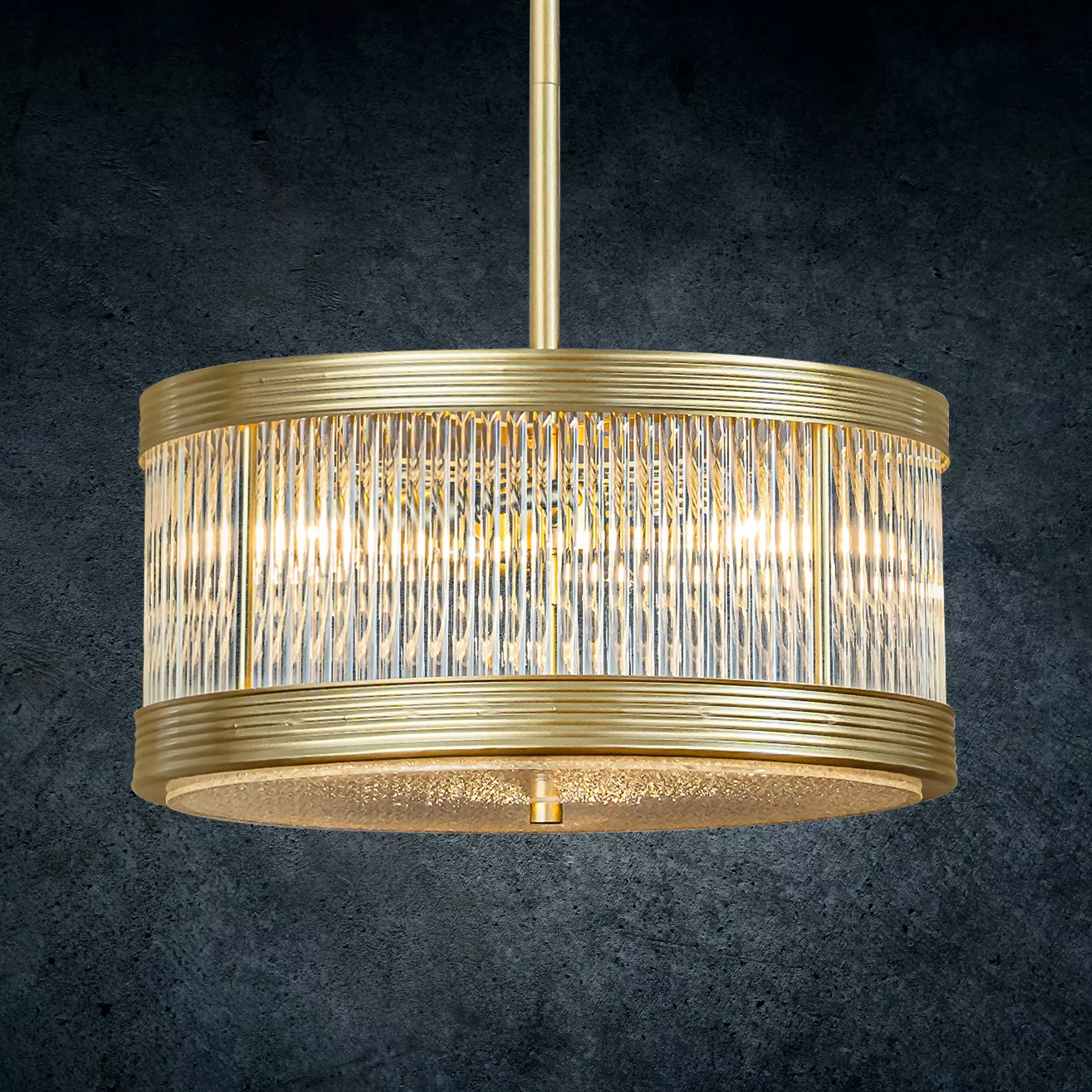 Lampa wisząca do pokoju transparentno, złota KYLA zdobiona szklanymi akcentami
