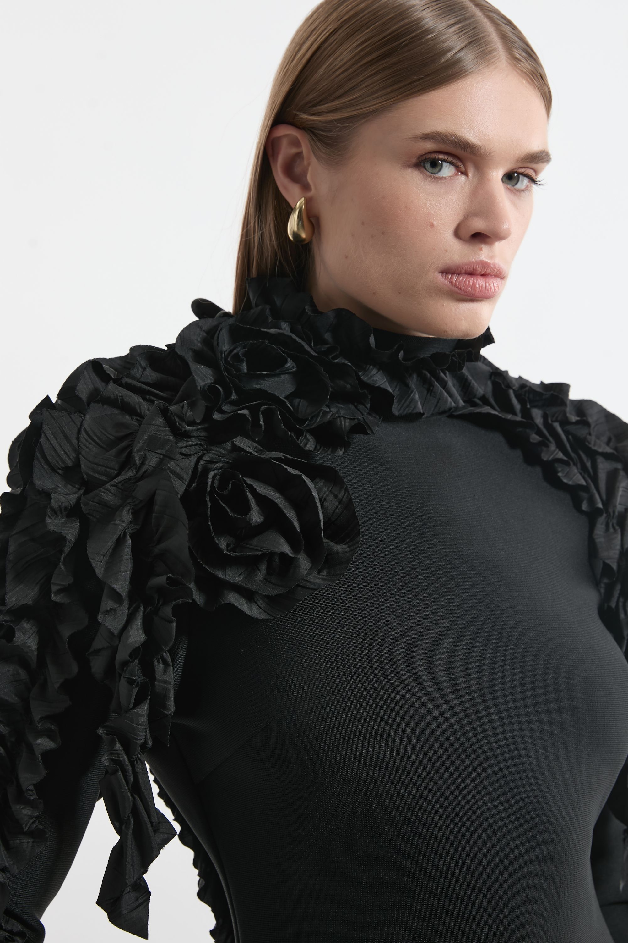 KarenMillen Figure Form Bandage Knit Rosette Detail Midi Dress