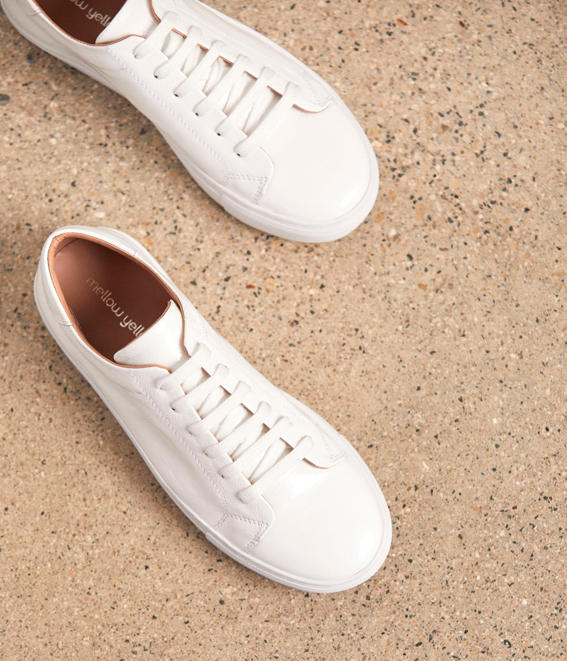 Baskets cuir verni blanc Lester