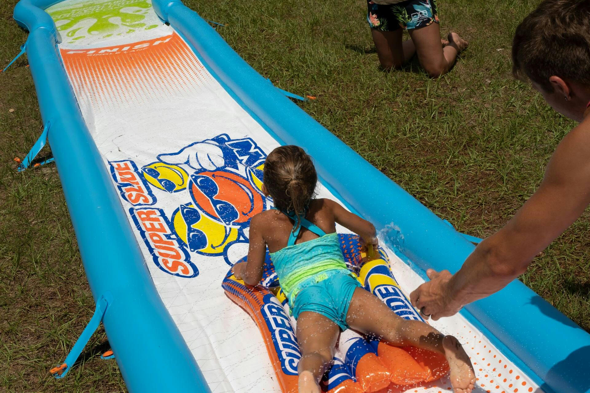 WOW Single Lane Backyard Water Slide with Splash Pool, Light Blue