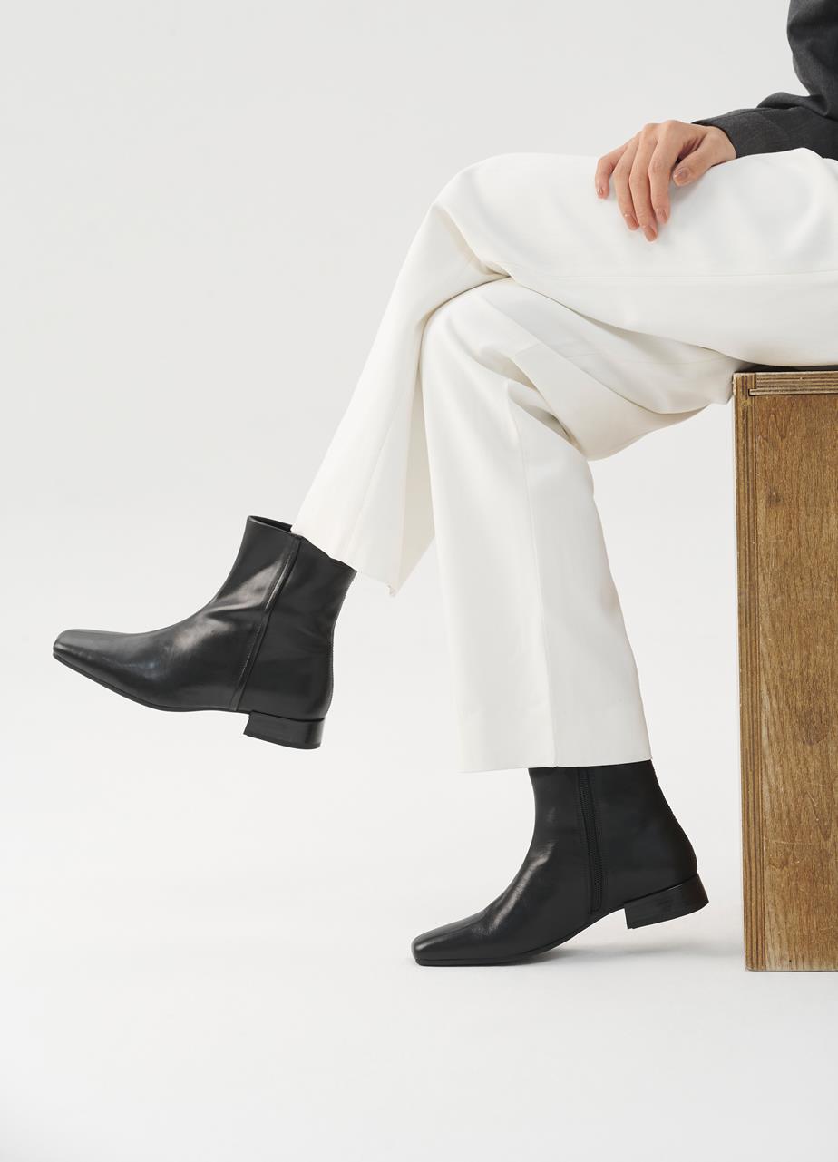 Mona Ankle Boots