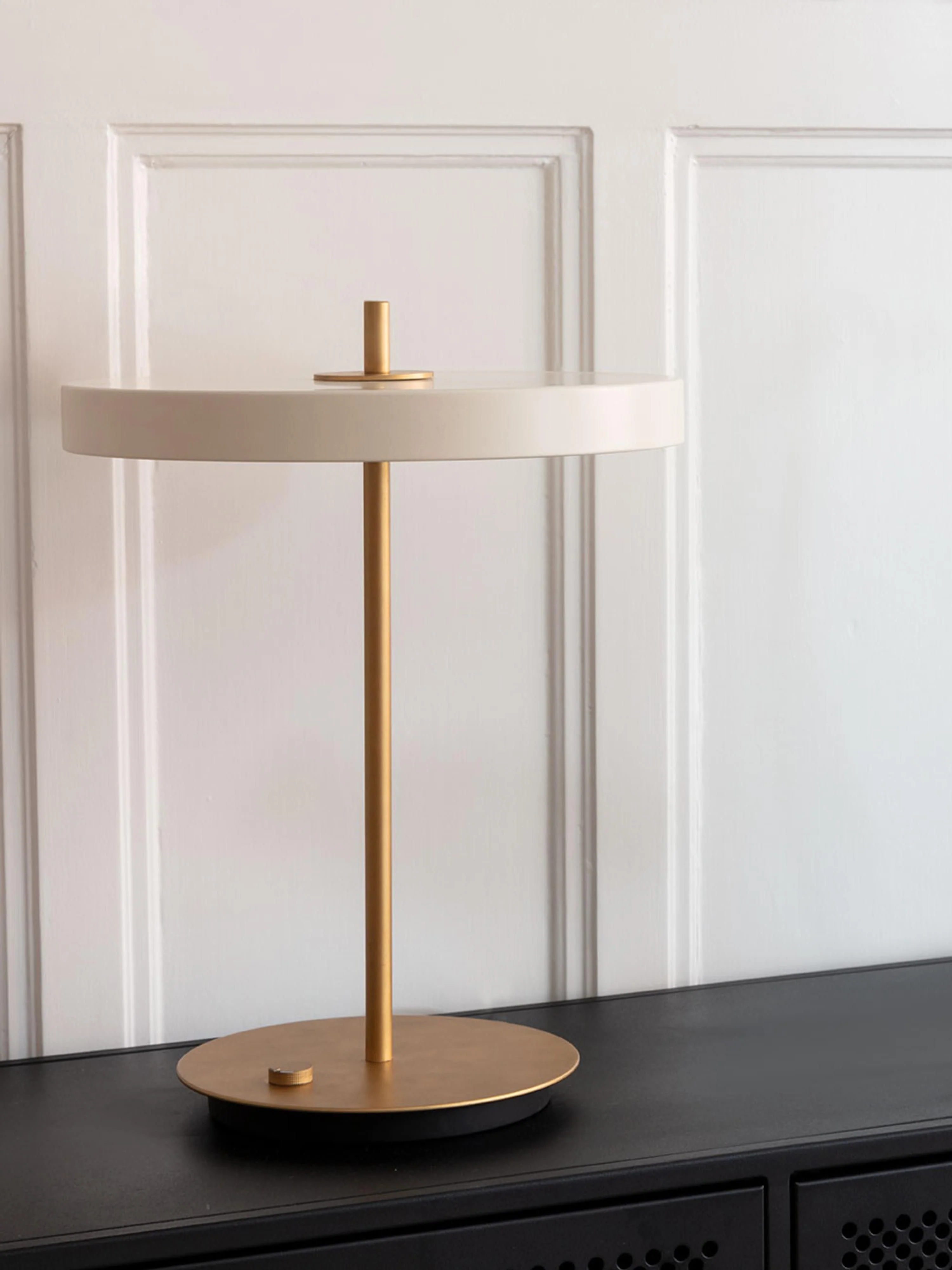 Mobile LED-Tischlampe Asteria, dimmbar