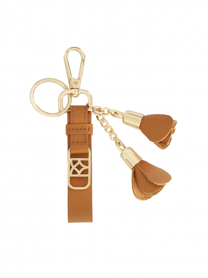 Key ring with leather strap and flowers