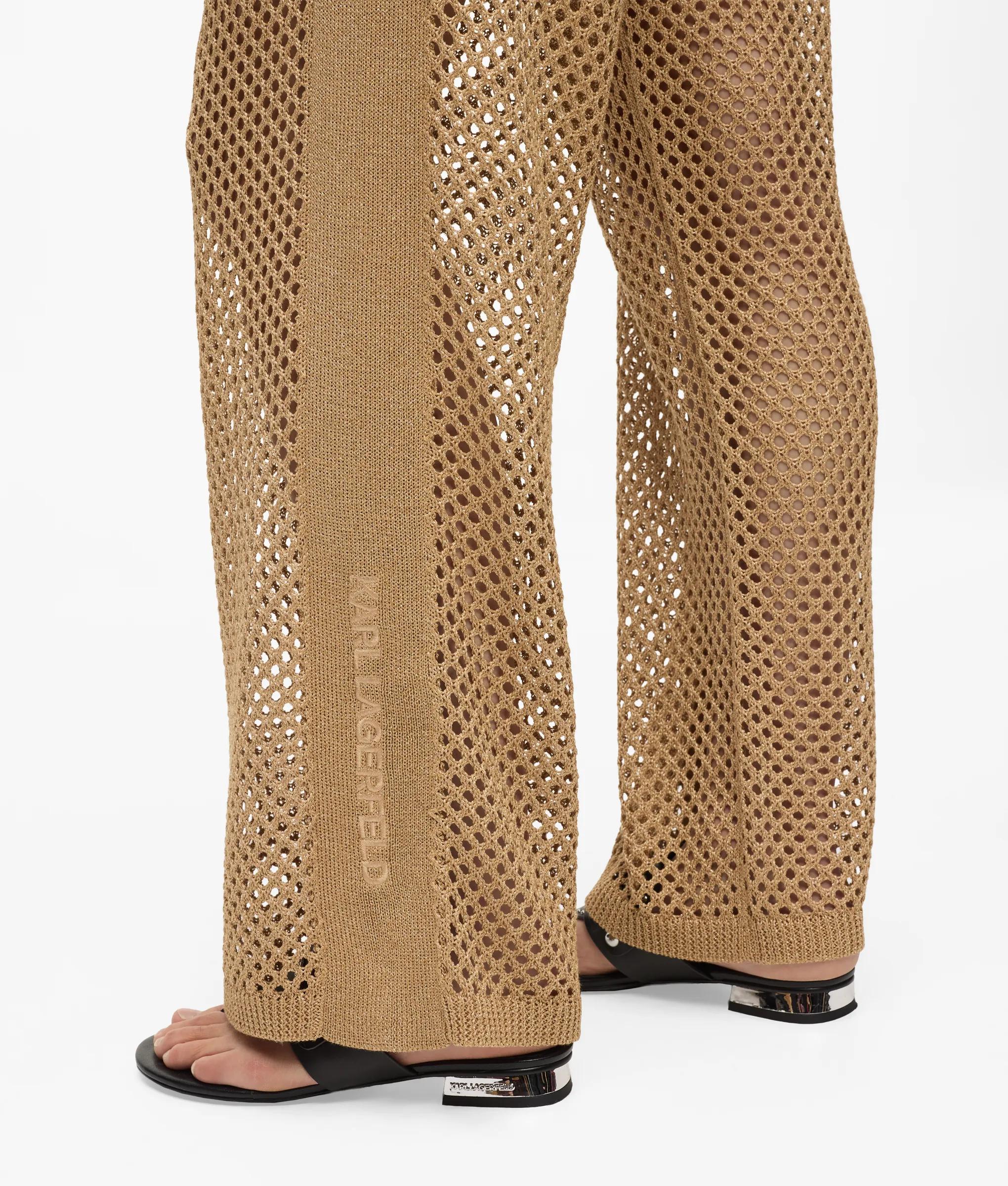 Pantalon en tricot crocheté
