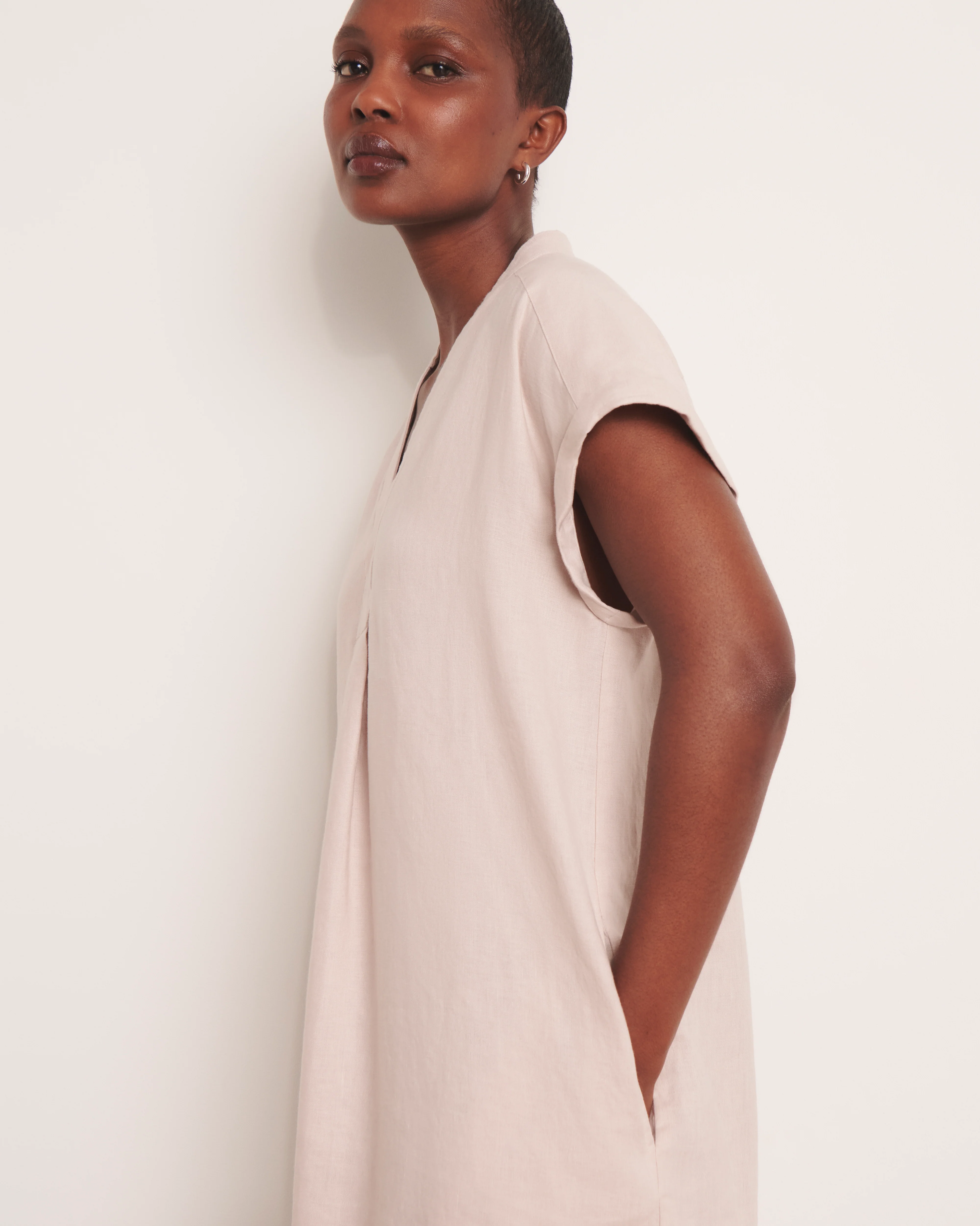 Robe beige encolure V ROSNY/13125/006
