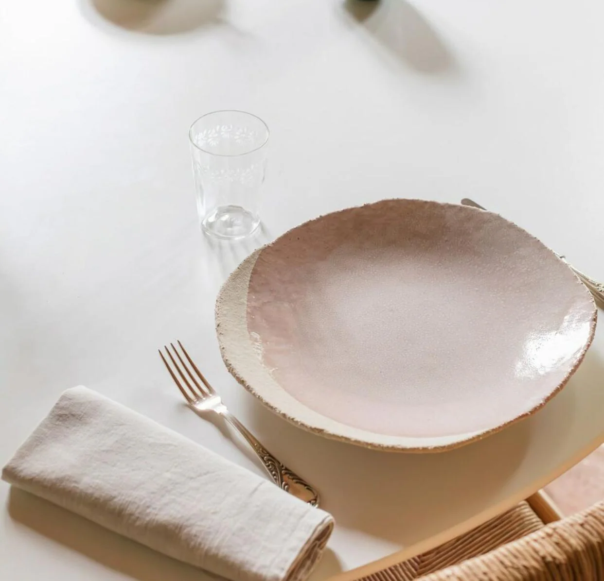 assiette plate rose