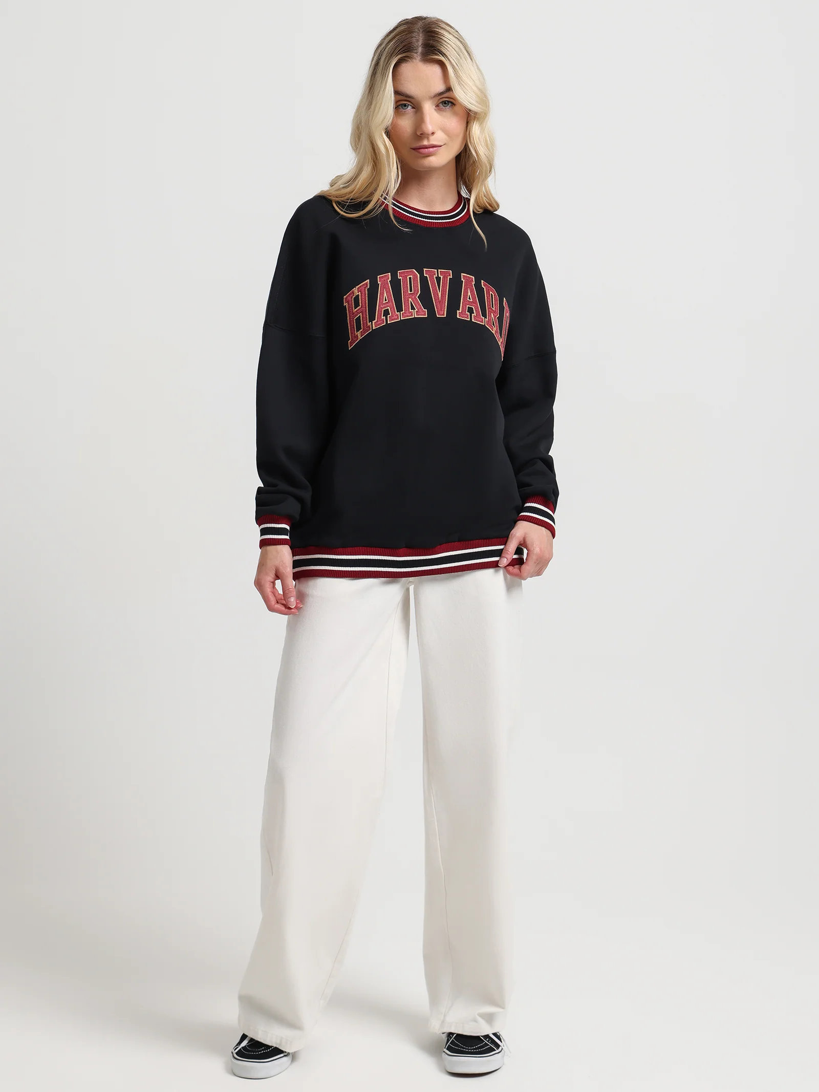 Harvard Trim Crew Neck Sweater