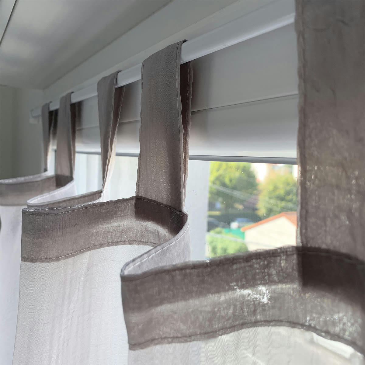 - Rideau uni à passants polyester gris clair 140x240 cm