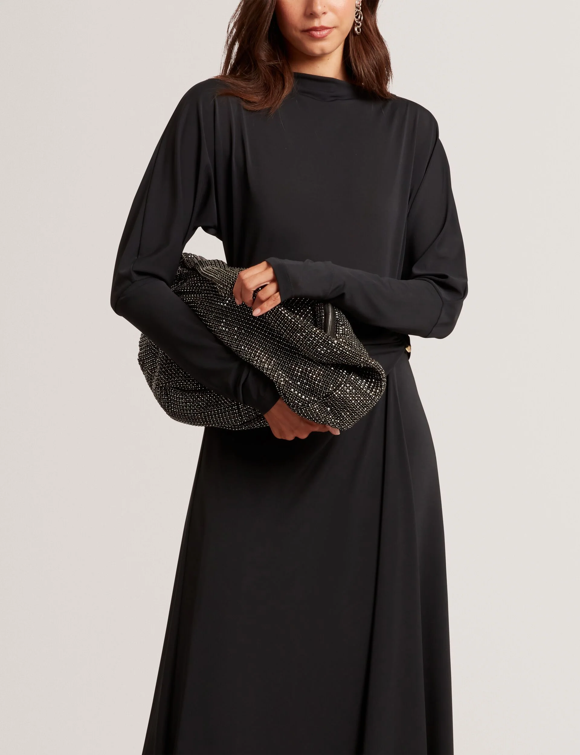 CRYSTTA | BLACK