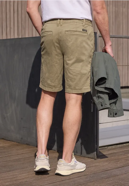 Chino Shorts im Regular Fit mit Flexbund