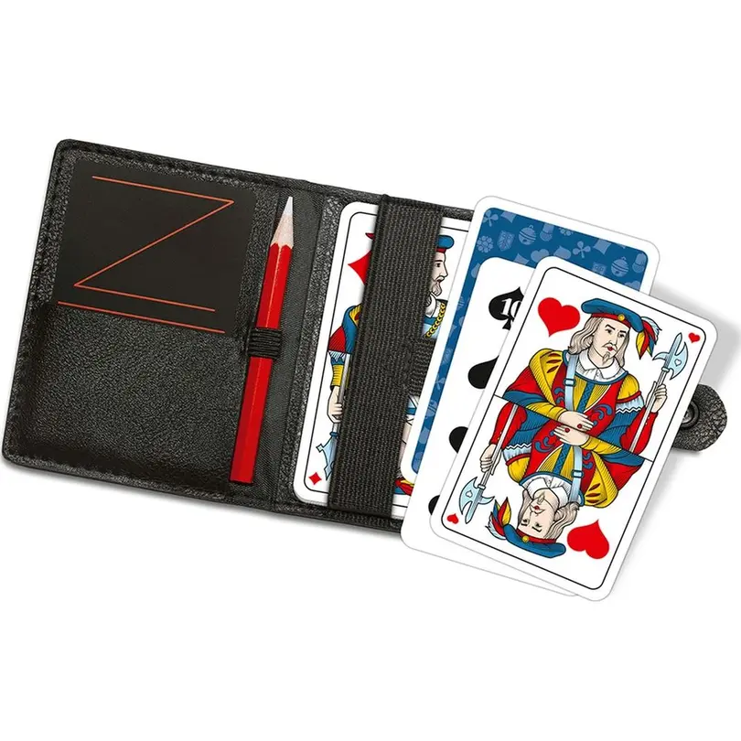 Kartenspiel Set bestehend aus verschiedenen Artikeln Spiele