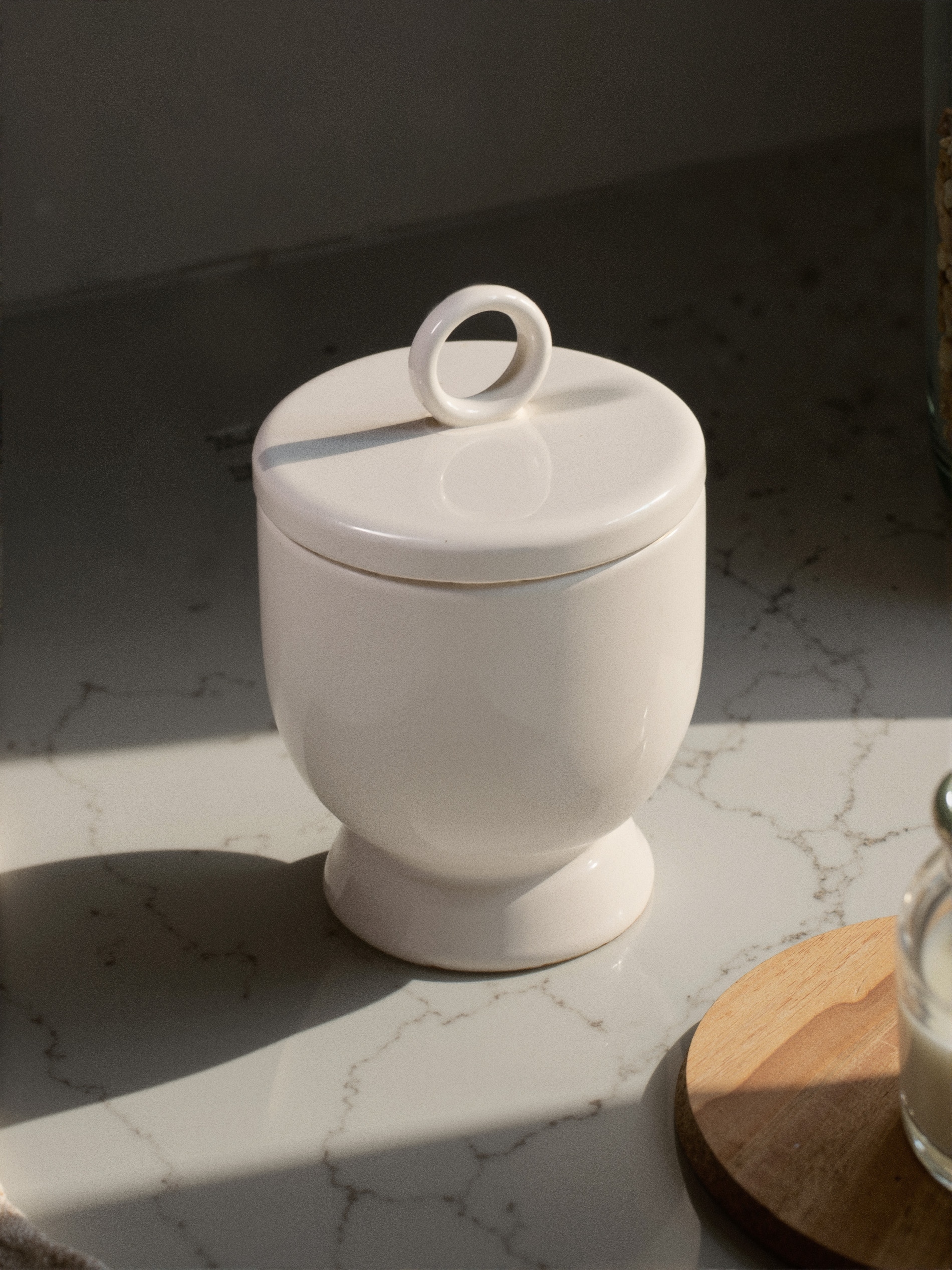 Ceramiczny pojemnik do przechowywania
