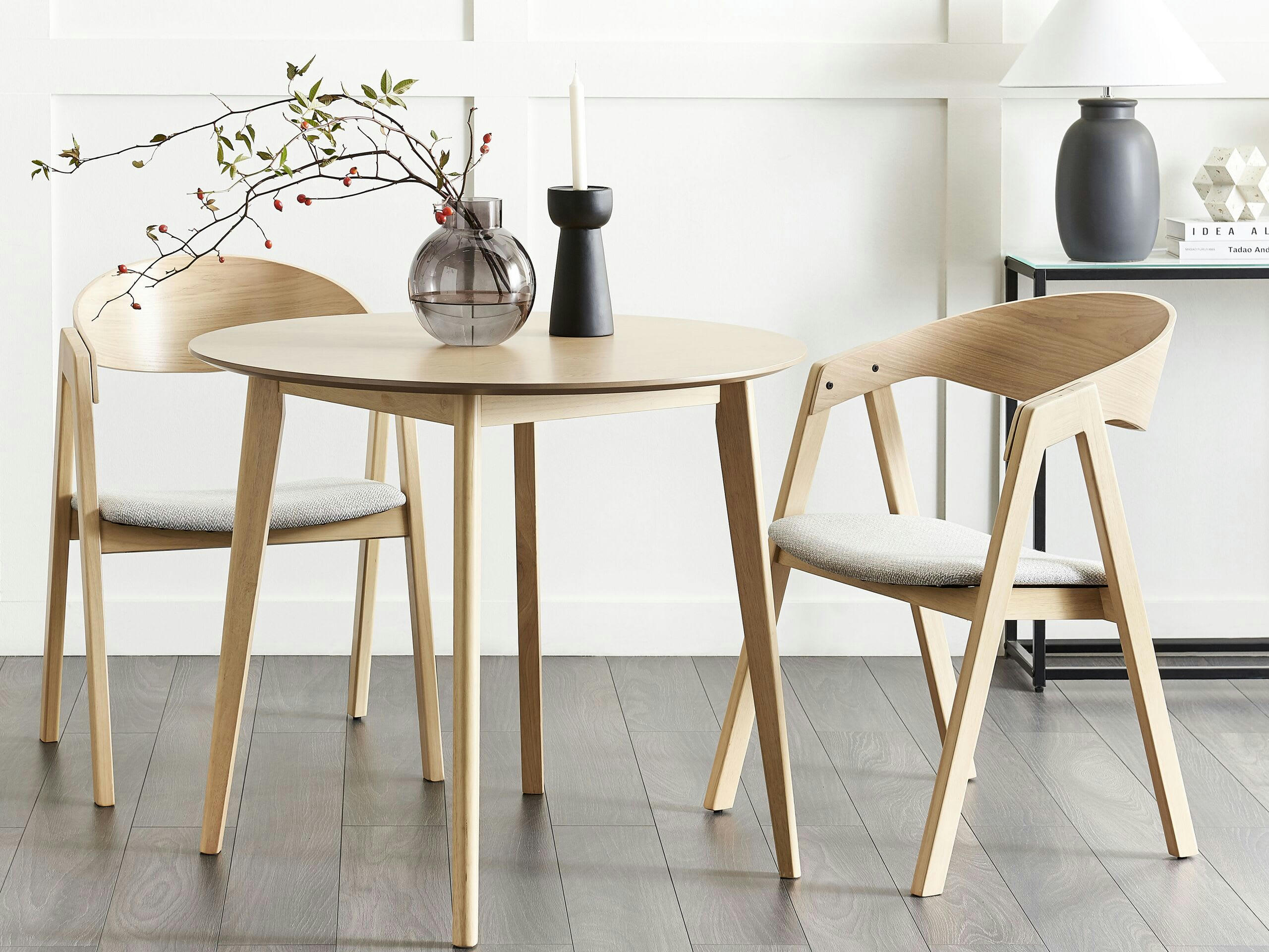 YUBA - Lot de 2 chaises de salle à manger bois clair et gris