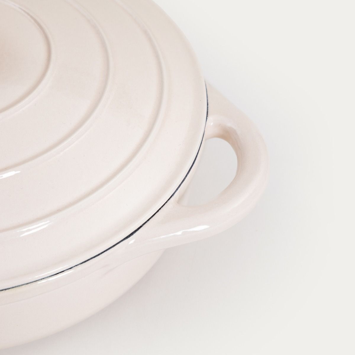 Garnek żeliwny ANDREAS beżowy płaski, 28 cm 2,5 l